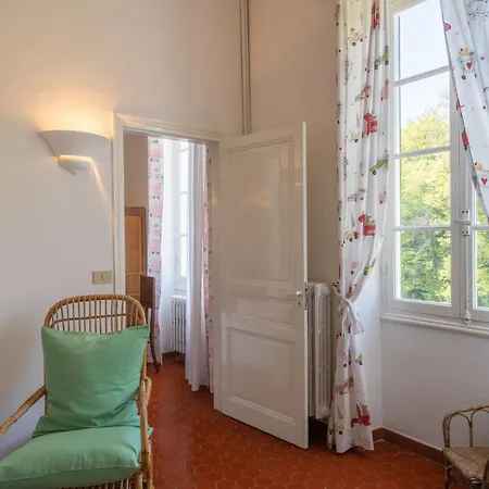 Valeria - Pre131 By Interhome *